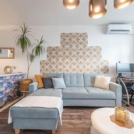 Pastelle Apartment With Own Parking Place Budapest Bagian luar foto