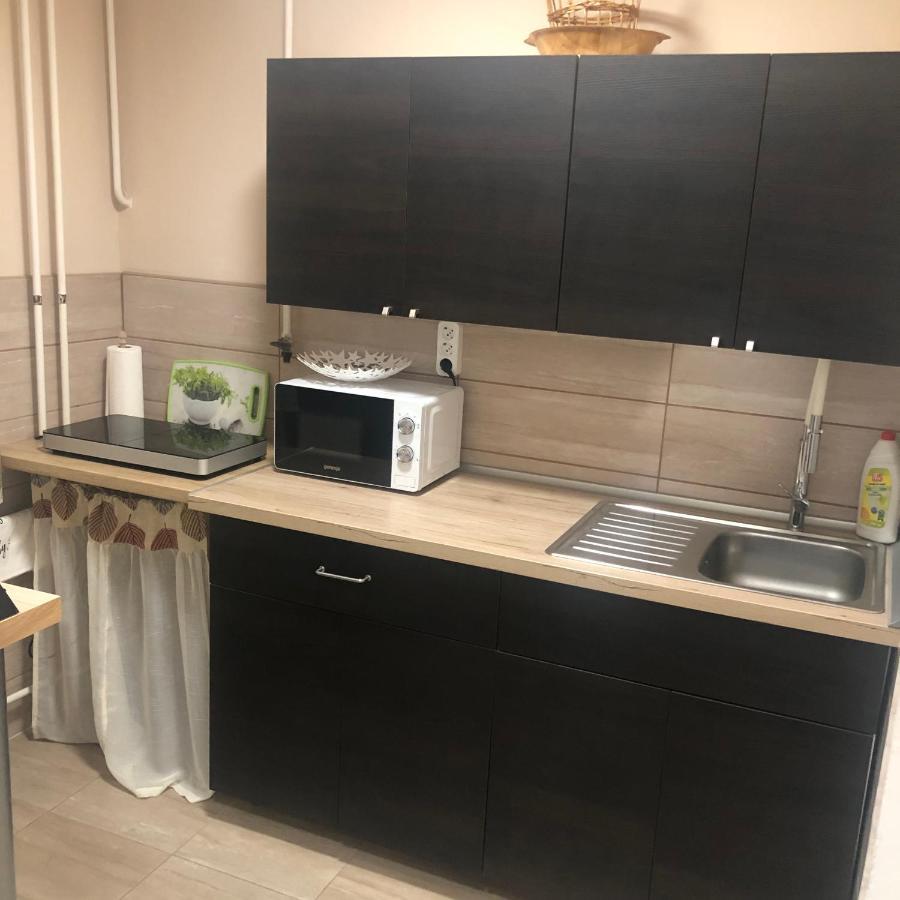 Pastelle Apartment With Own Parking Place Budapest Bagian luar foto
